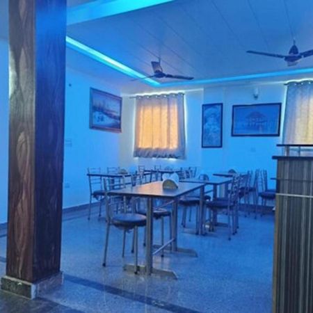 Hotel C G International 2 Minuit Walkable New Delhi Railway Station & Connaught Palace Nowe Delhi Zewnętrze zdjęcie